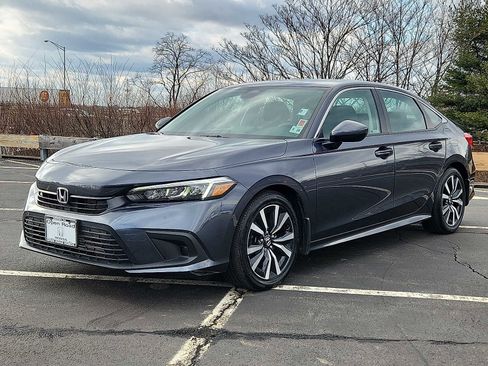 Certified 2023 Honda Civic EX image 3