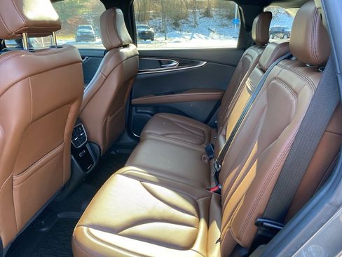 Used 2023 Lincoln Nautilus Reserve w/ Monochromatic Package image 19