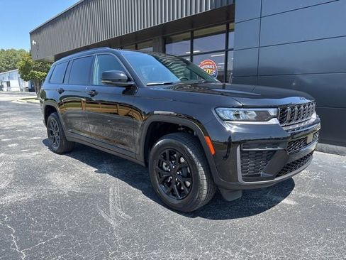 New 2026 Jeep Grand Cherokee L 4WD image 1
