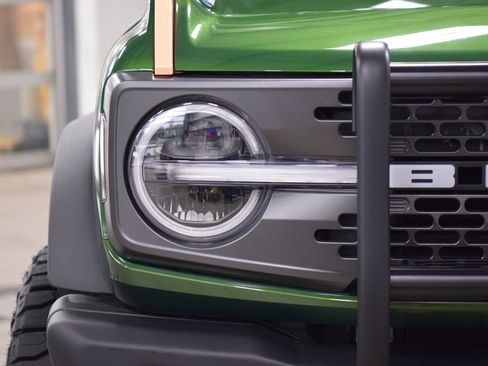 Used 2025 Ford Bronco Badlands AWD/4WD image 10