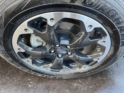 Used 2022 Subaru Crosstrek 2.0i Premium image 39