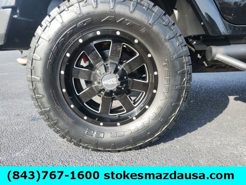 Used 2016 Jeep Wrangler Unlimited Sahara w/ Max Tow Package image 25