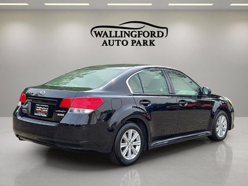 Used 2011 Subaru Legacy 2.5i Premium AWD/4WD image 4