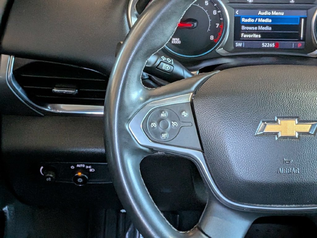 Used 2023 Chevrolet Traverse LT AWD/4WD image 17
