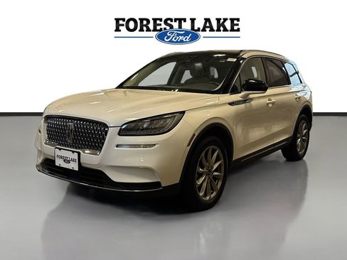 Used 2022 Lincoln Corsair AWD w/ Premium Package image 3