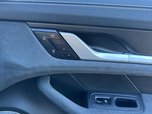 Used 2025 Porsche Taycan Turbo GT image 19