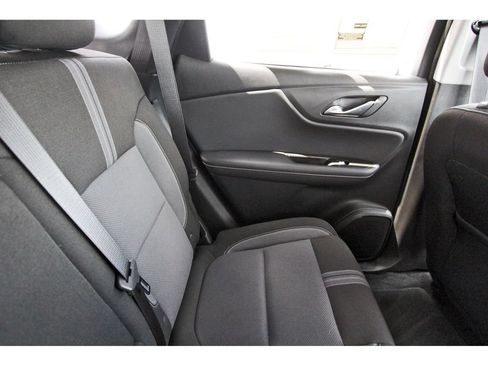 Used 2024 Chevrolet Blazer LT w/ Convenience Package FWD image 11