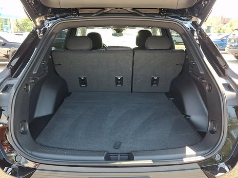 Used 2026 Chevrolet Equinox EV LT w/ Comfort Package FWD image 28