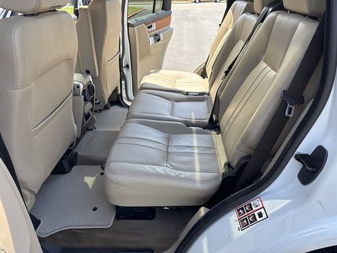 Used 2014 Land Rover LR4 HSE AWD/4WD image 29