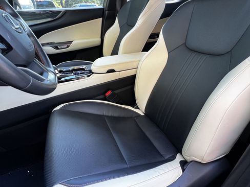 Used 2024 Lexus NX 250 FWD image 16