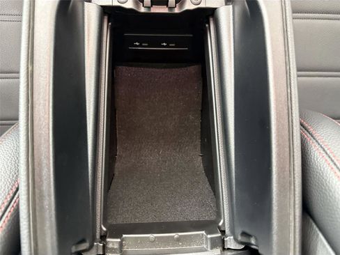 Used 2022 Mercedes-Benz E 53 AMG 4MATIC Sedan image 36