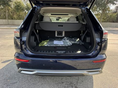 New 2026 Mitsubishi Outlander SEL FWD image 13