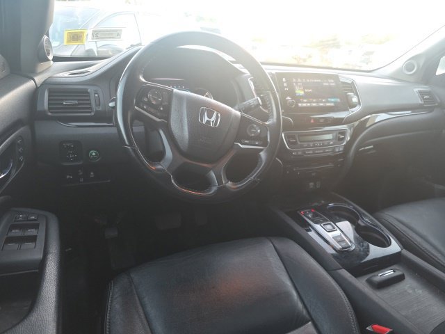 Used 2021 Honda Pilot Touring image 10
