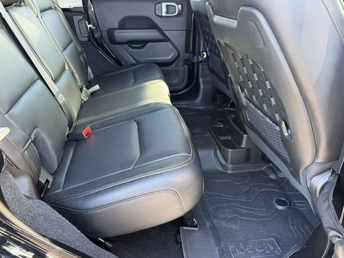 Used 2023 Jeep Wrangler Unlimited Rubicon 392 AWD/4WD image 19