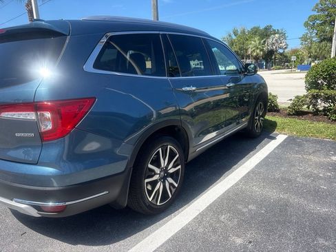 Used 2021 Honda Pilot Touring image 3
