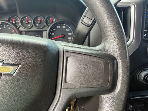 Used 2022 Chevrolet Silverado 2500 Custom w/ Custom Value Package AWD/4WD image 30
