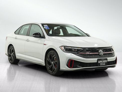 Used 2023 Volkswagen Jetta GLI Autobahn FWD image 7