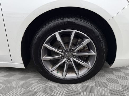 Used 2020 Acura TLX image 8