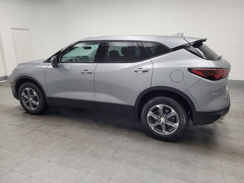 Used 2024 Chevrolet Blazer LT w/ Driver Confidence Package FWD image 3
