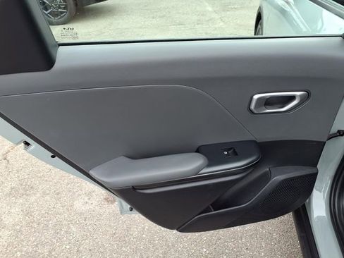 Used 2025 Kia K4 FWD image 23