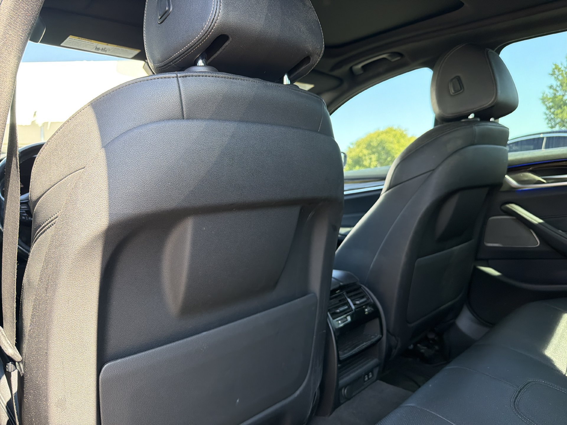 Used 2021 BMW 530i w/ Premium Package RWD image 19