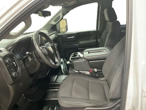Used 2024 Chevrolet Silverado 3500 W/T w/ WT Convenience Package image 9