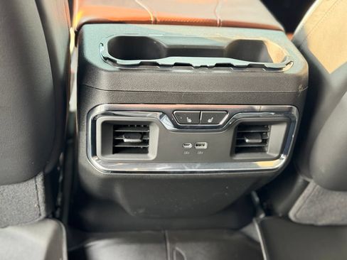 Used 2025 GMC Sierra 1500 Denali Ultimate AWD/4WD image 24