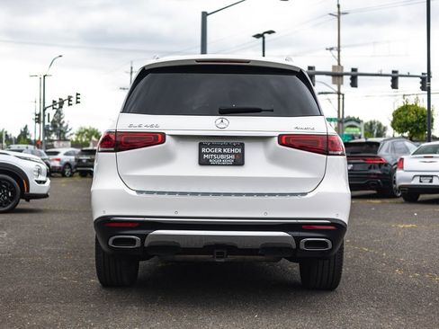 Used 2021 Mercedes-Benz GLS 450 4MATIC image 10