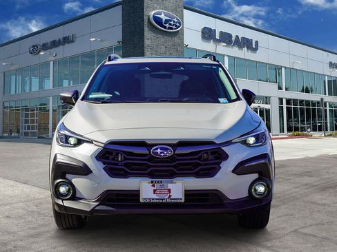 Certified 2024 Subaru Crosstrek 2.5i Limited w/ Crosstrek Mirror Package image 2