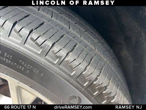 Used 2022 Ford Explorer XLT w/ Equipment Group 202A AWD/4WD image 27