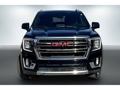 Used 2023 GMC Yukon XL SLT w/ SLT Luxury Package AWD/4WD image 2
