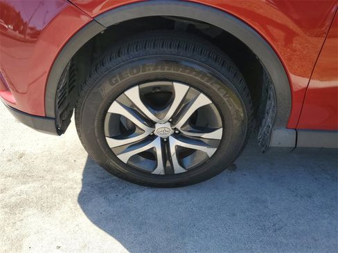 Used 2017 Toyota RAV4 LE image 8