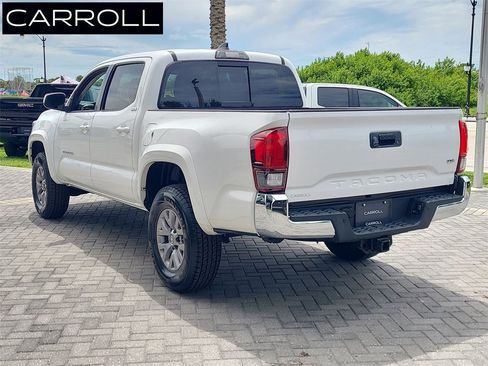 Used 2019 Toyota Tacoma SR5 image 6