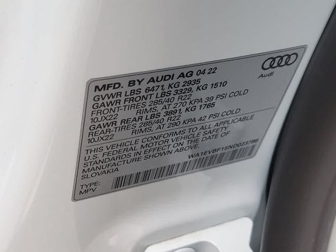 Used 2022 Audi Q8 Premium Plus w/ Premium Plus Package AWD/4WD image 18