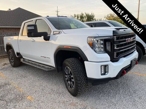 Used 2020 GMC Sierra 2500 AT4 w/ AT4 Premium Package AWD/4WD image 1