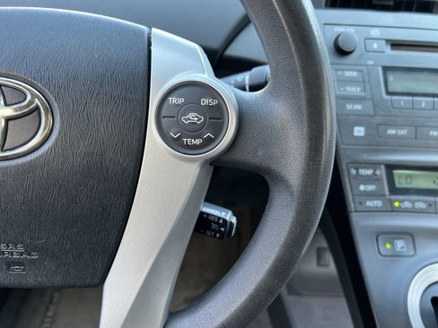 Used 2010 Toyota Prius Three FWD image 26