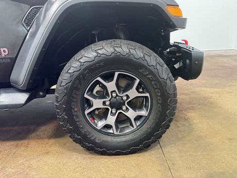 Used 2019 Jeep Wrangler Unlimited Rubicon image 92
