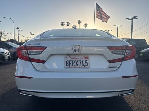Used 2018 Honda Accord Hybrid image 5