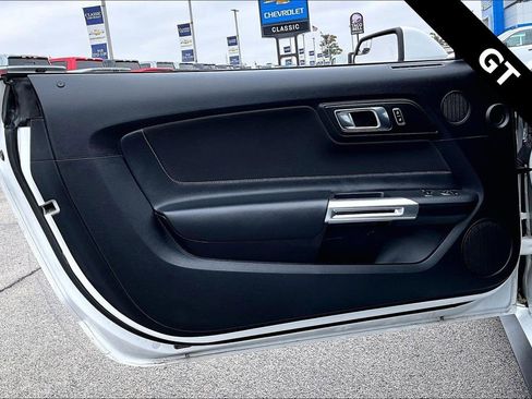 Used 2018 Ford Mustang GT w/ Equipment Group 301A image 18