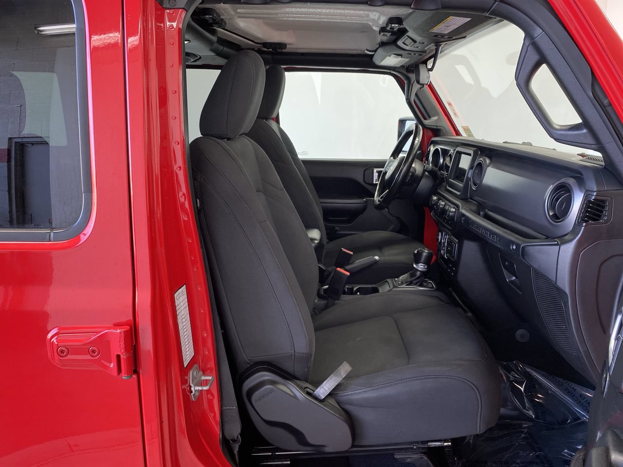 Used 2022 Jeep Wrangler Unlimited Sport AWD/4WD image 28
