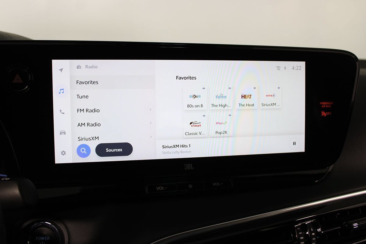 Used 2023 Toyota Mirai w/ Advanced Technology Package RWD image 23