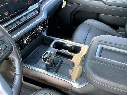 Used 2022 GMC Sierra 1500 SLT w/ SLT Premium Plus Package image 13