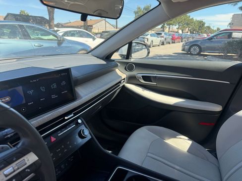 Used 2025 Hyundai Sonata SEL image 31