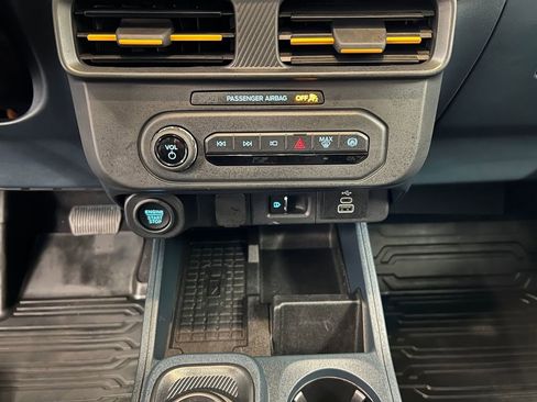 Used 2025 Ford Maverick Tremor image 17