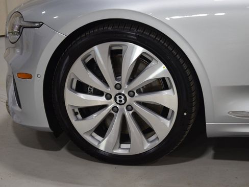 New 2026 Bentley Continental GTC AWD/4WD image 17