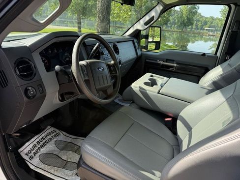 Used 2013 Ford F250 XL w/ PWR Equipment Group AWD/4WD image 13