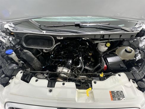 Used 2023 Ford Transit 350 XLT image 25