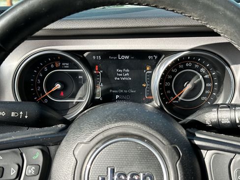 Used 2018 Jeep Wrangler Unlimited Sport S AWD/4WD image 23