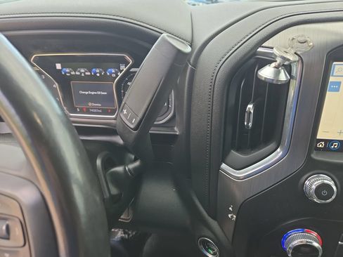 Used 2021 GMC Sierra 2500 Denali w/ Denali Ultimate Package AWD/4WD image 22