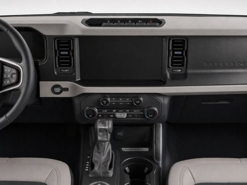 Used 2023 Ford Bronco Wildtrak AWD/4WD image 17